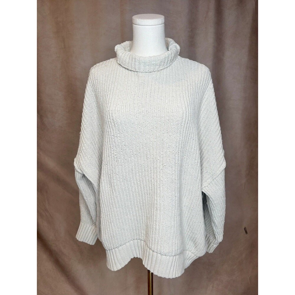 Aerie Oversized Turtleneck Sweater Medium Cream Chunky Knit Cozy Pullover